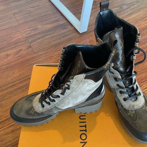 Louis Vuitton Suede Calfskin Monogram Laureate Platform Desert Boots - Picture 16 of 16